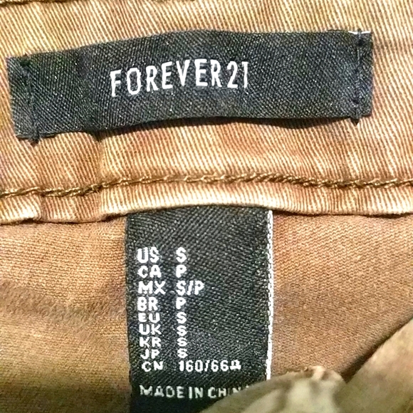 Forever 21 Jeans ; Size Small - NWOT ‼️ - Picture 3 of 3